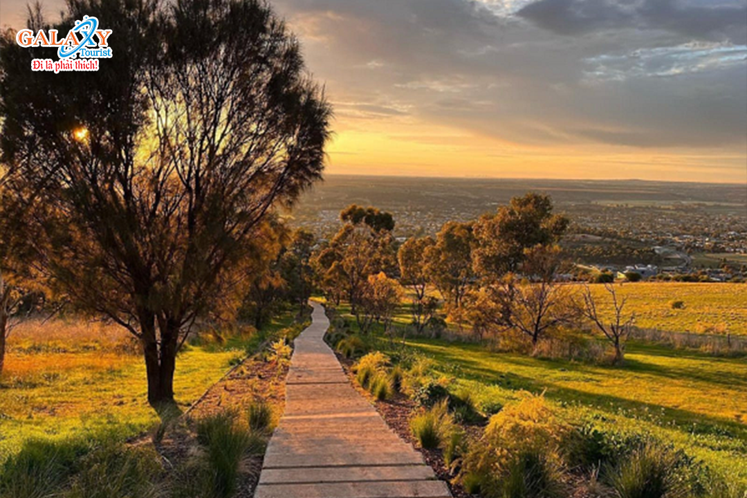 Ngày 7: MELBOURNE – TP. HỒ CHÍ MINH-Công Ty TNHH Dịch Vụ Du Lịch Galaxy